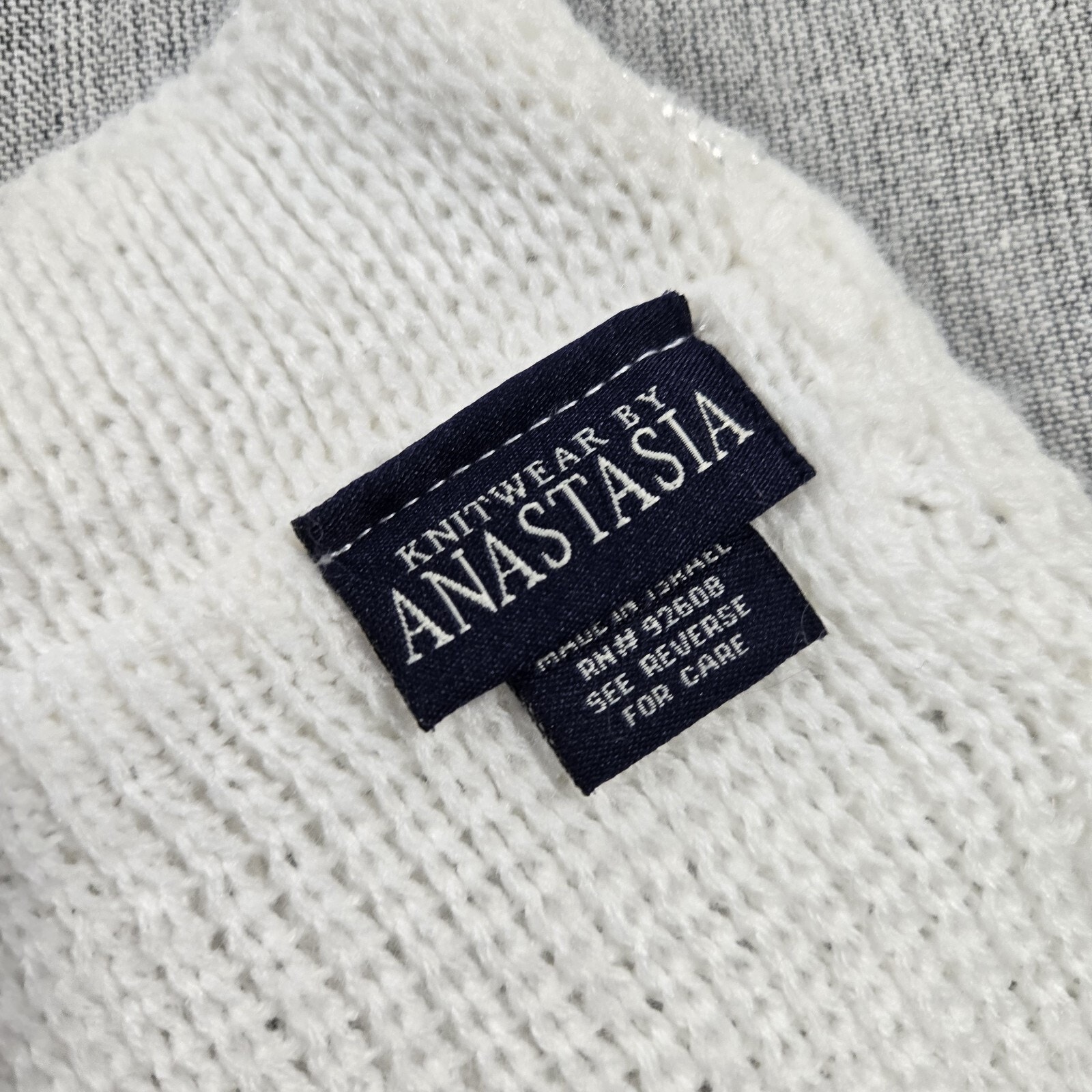 Knitwear By Anastasia White Knit Square Shawl Scarf Textured Euc Winter Layering — image 3 of 8